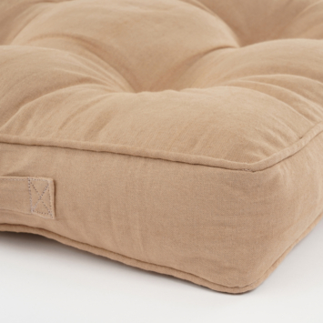 Matraskussen 45 x 45 x 7 cm beige