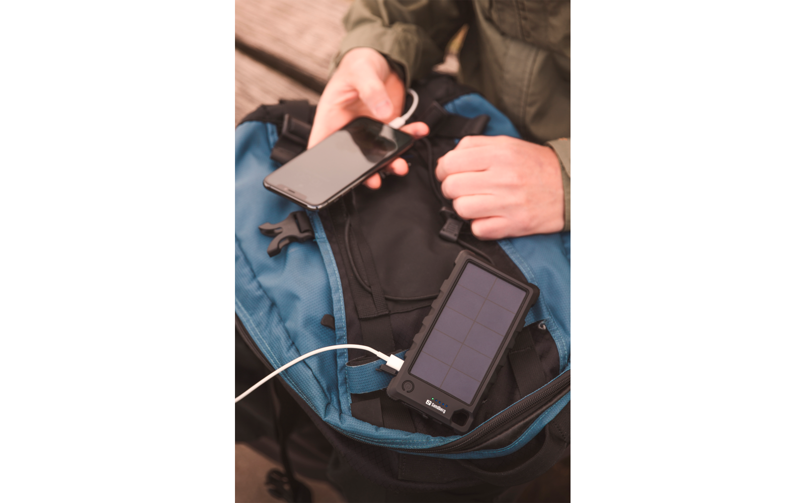 Sandberg 420-53 Outdoor Solar Powerbank schwarz 10000 mAh