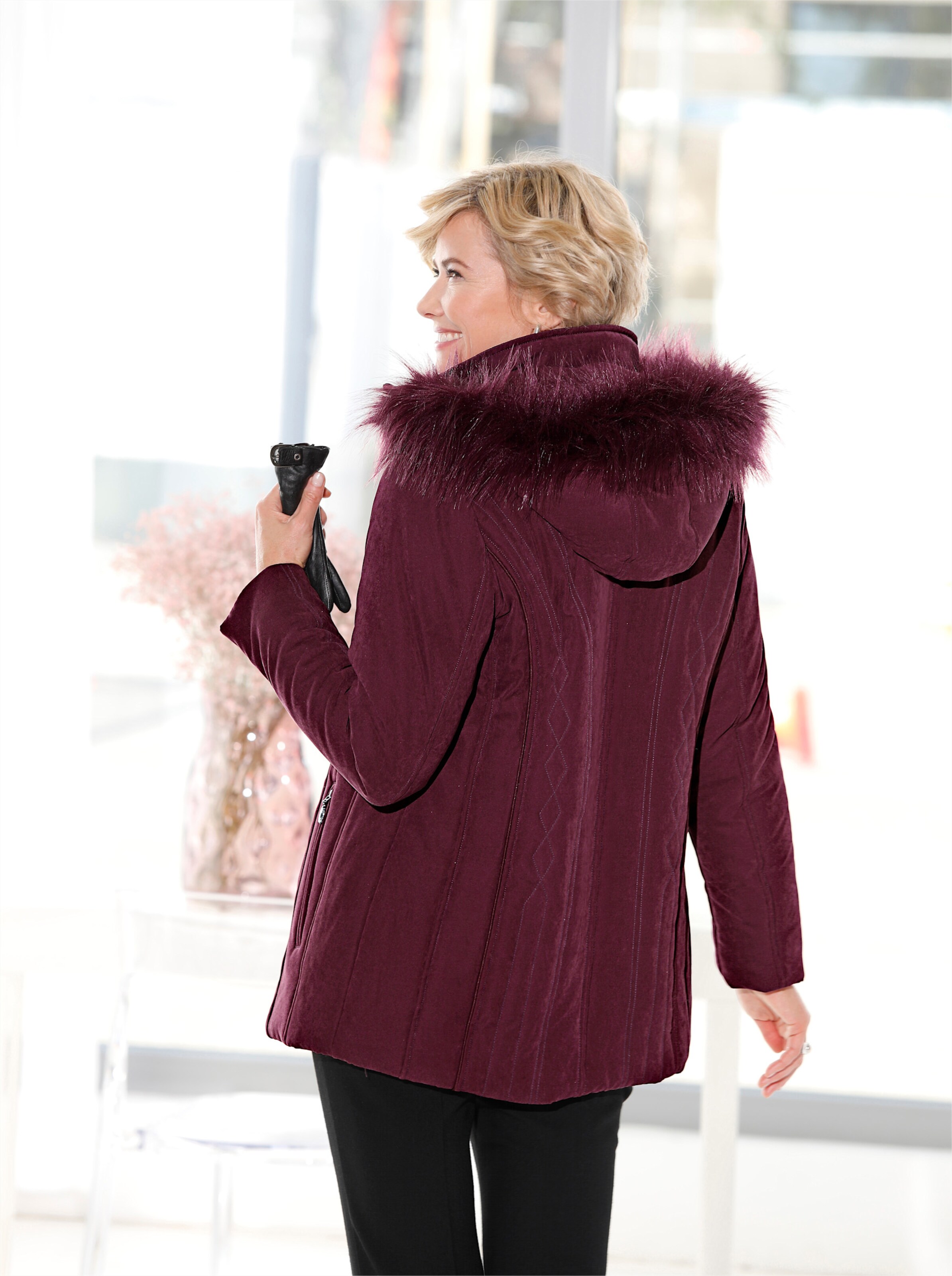Steppjacke in burgund