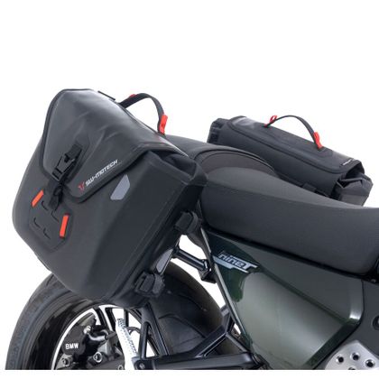 Sacoches cavalières SW-MOTECH SysBag WP S/S (12-16 litres/12-16 litres) complet avec support - Noir