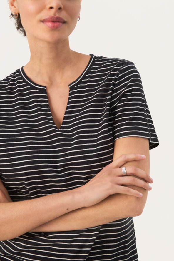 Part Two GesinasPW TS Dark navy stripe