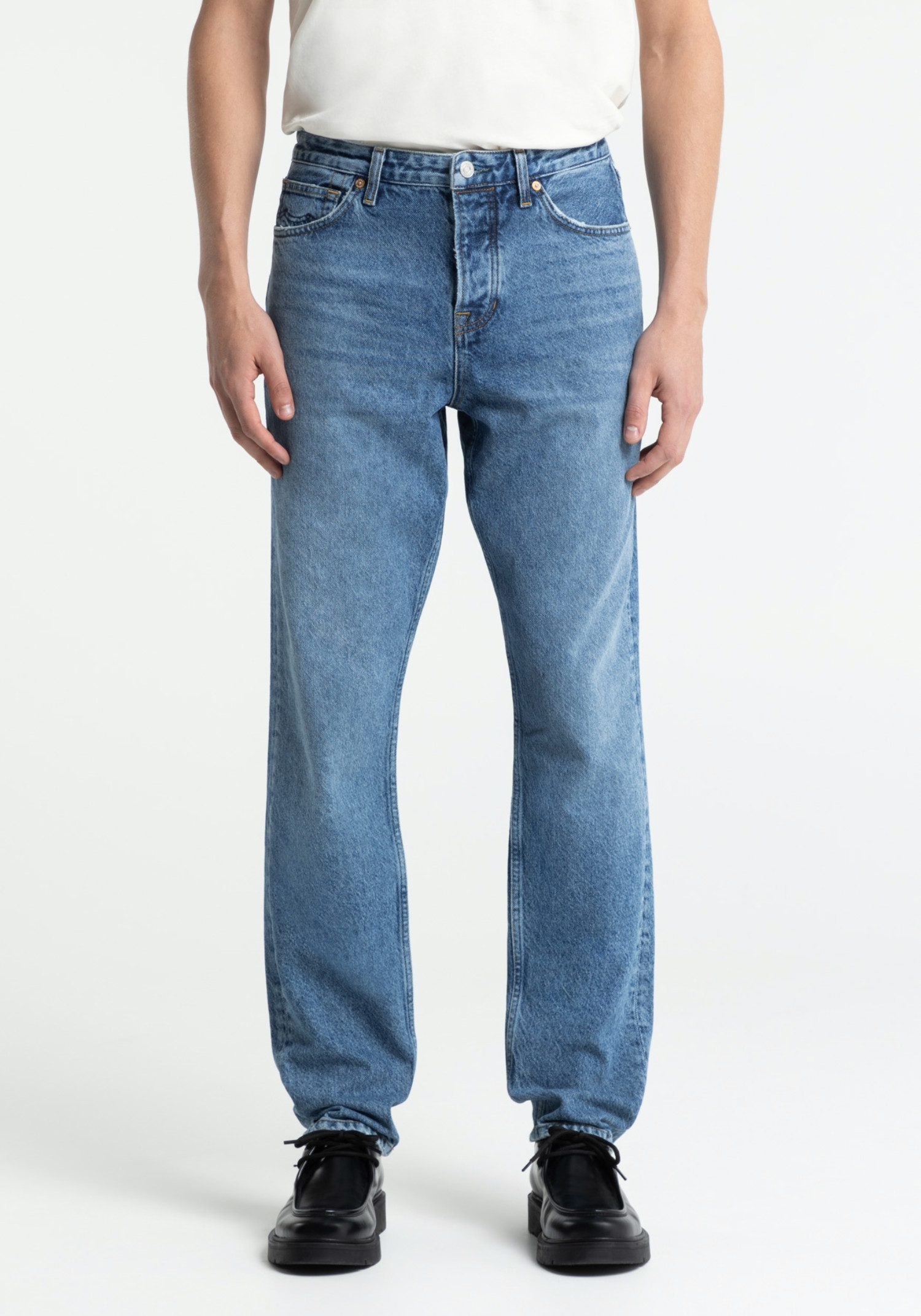 Kings Of Indigo Jeans Sushan Rechange Mid Worn