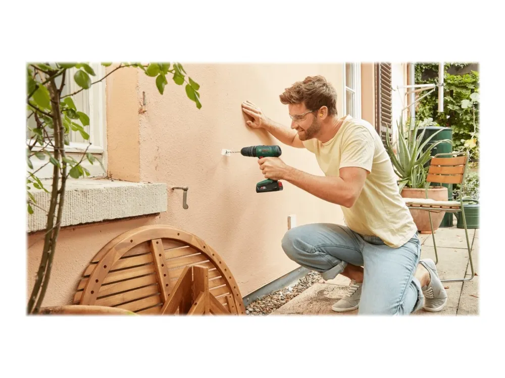Bosch AKKUSLAGBOREMASKINE 18V-40 1,5AH S-BOX