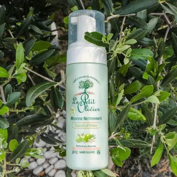 Le Petit Olivier - Espuma de Limpeza - Extrato de Oliva 150ml