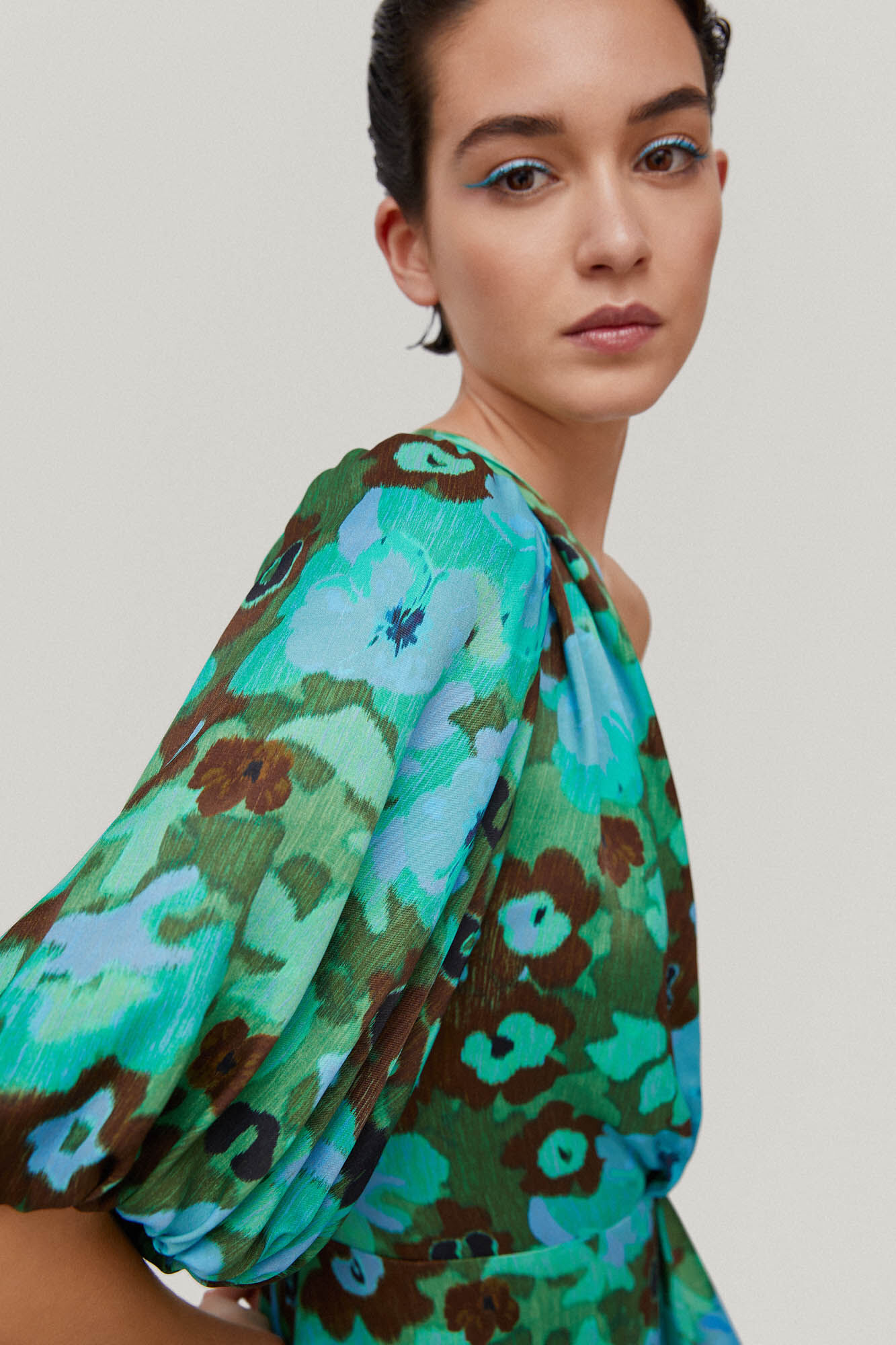 Vestido Isabel com estampa floral - Azul