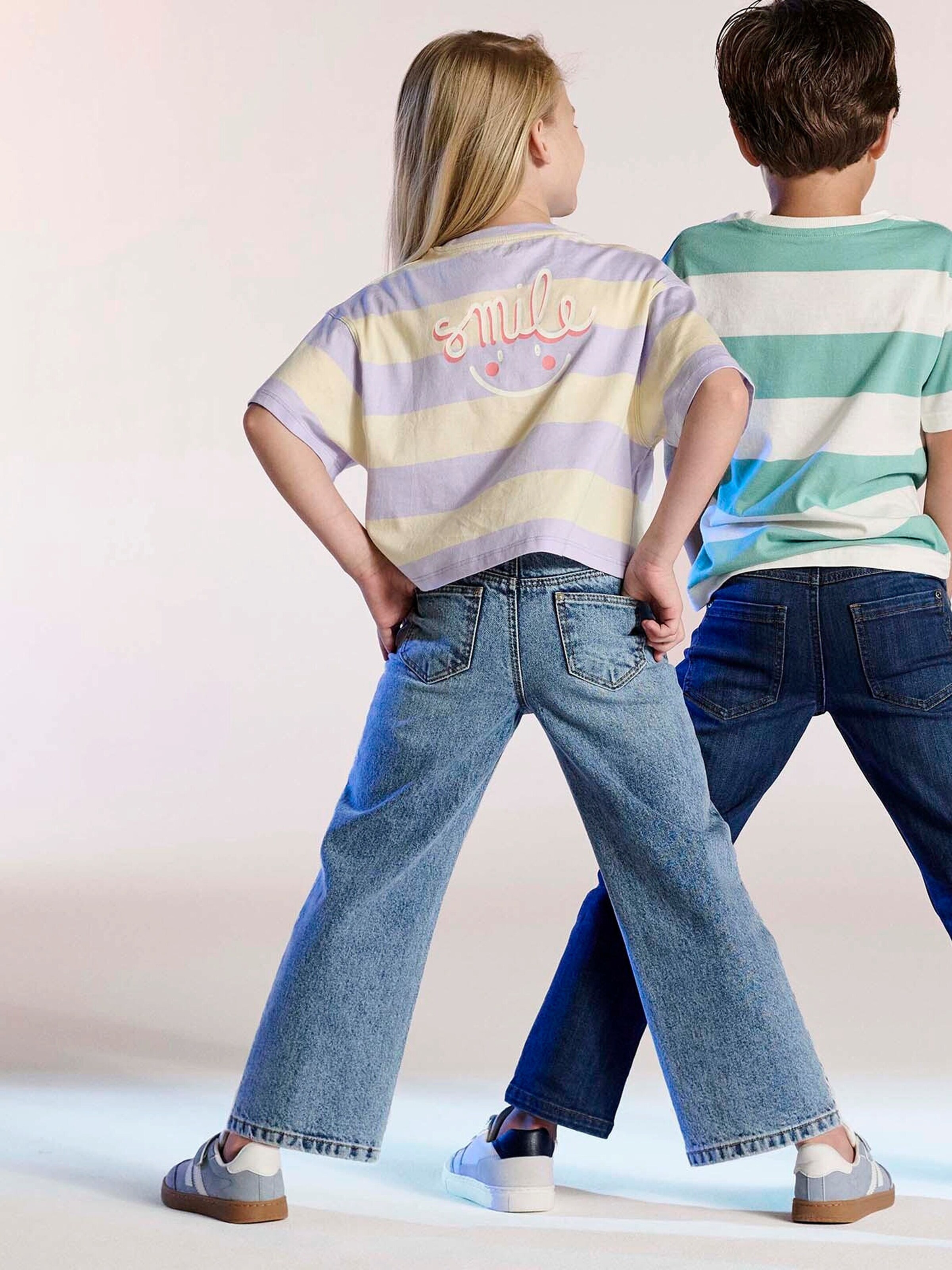 Vertbaudet Mädchen Flare-Jeans, Hüftweite SLIM mittelblau