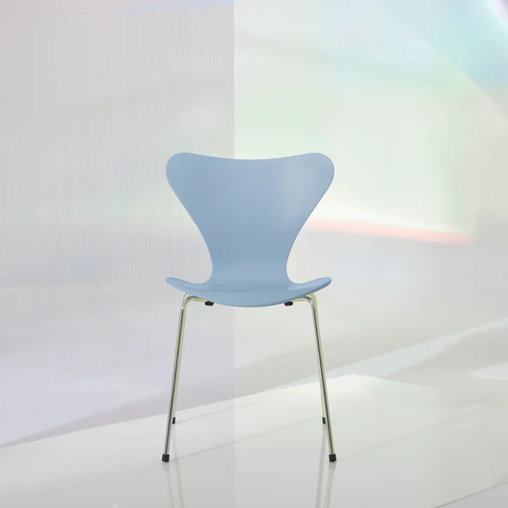 Fritz Hansen - Serie 7 Stuhl ungepolstert, rainbow / 7:14 AM beige (Special Edition 2025)