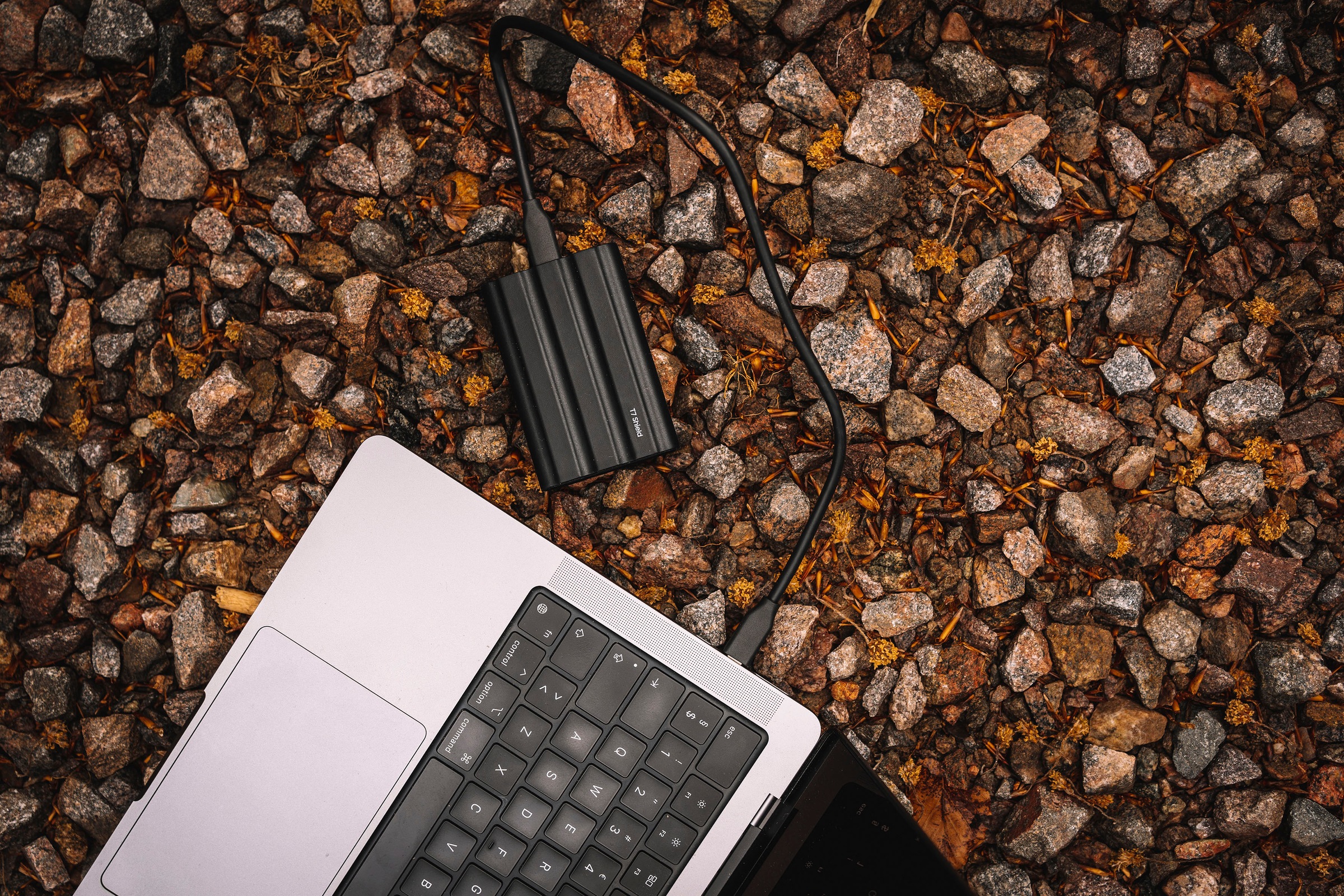 Samsung externe SSD »T7 Shield« 1 TB Anschluss USB-C