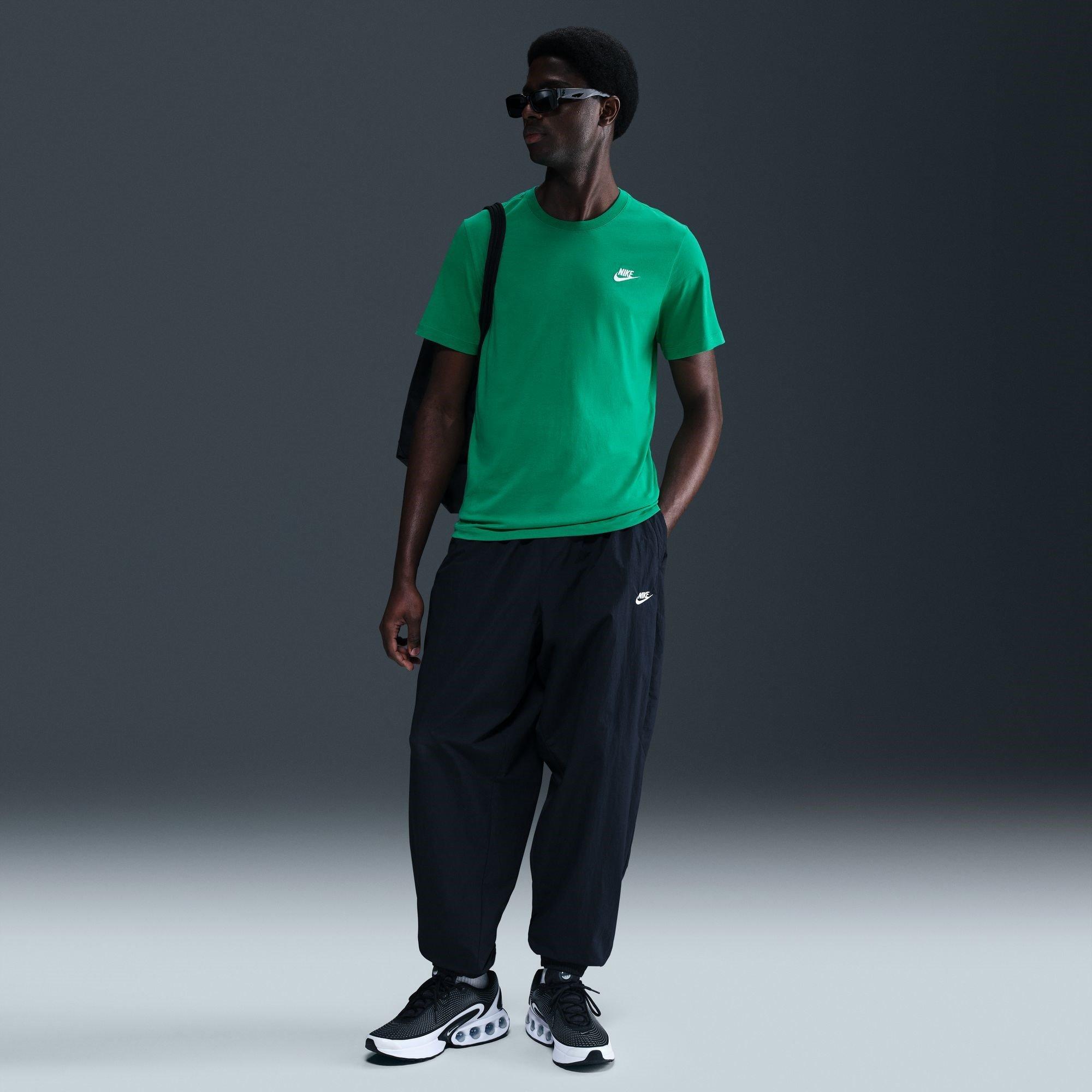 Nike Sportswear Club Men's T-Shirt