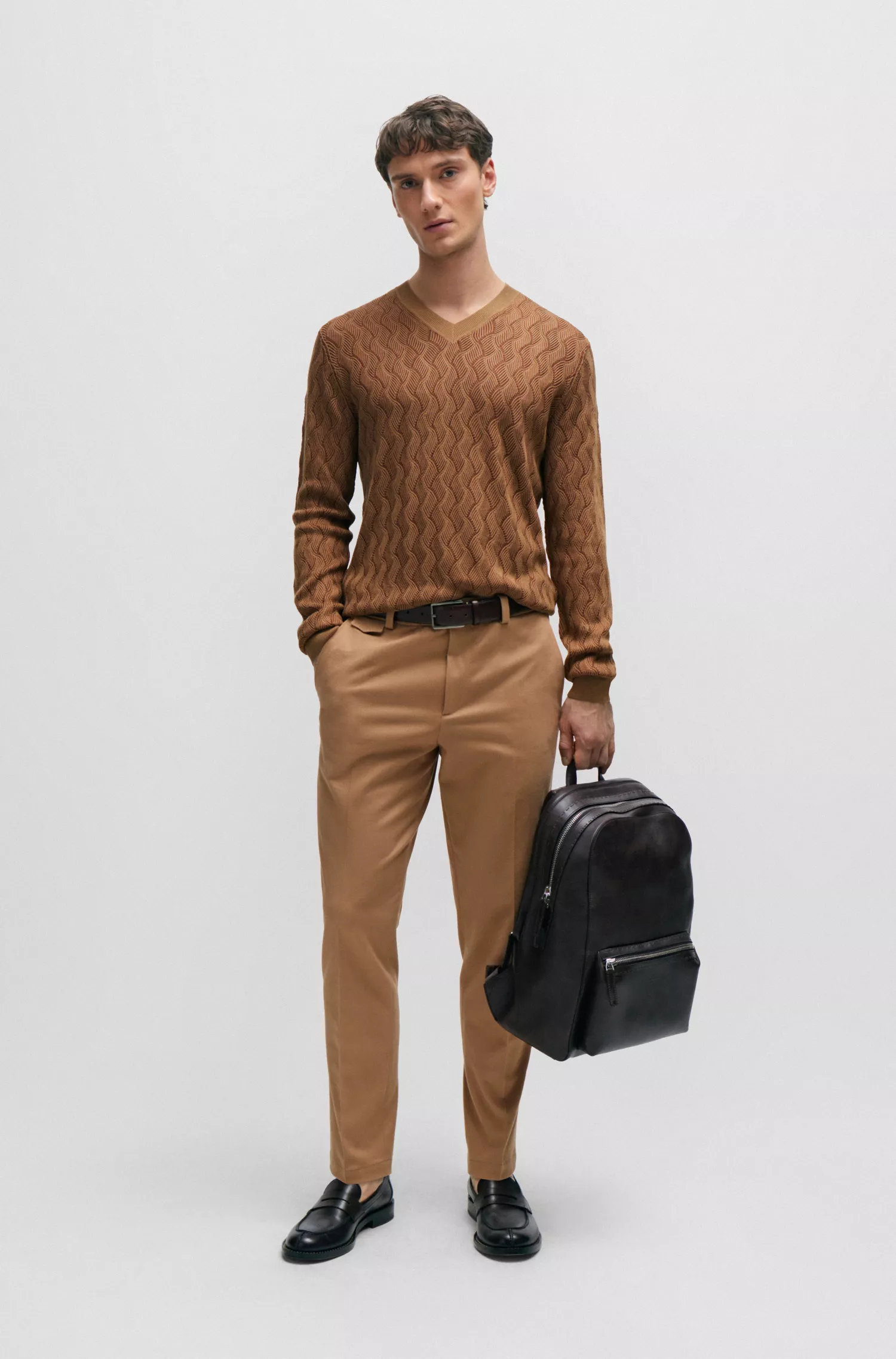 Suéter BOSS Camel-Aran em seda bicolor