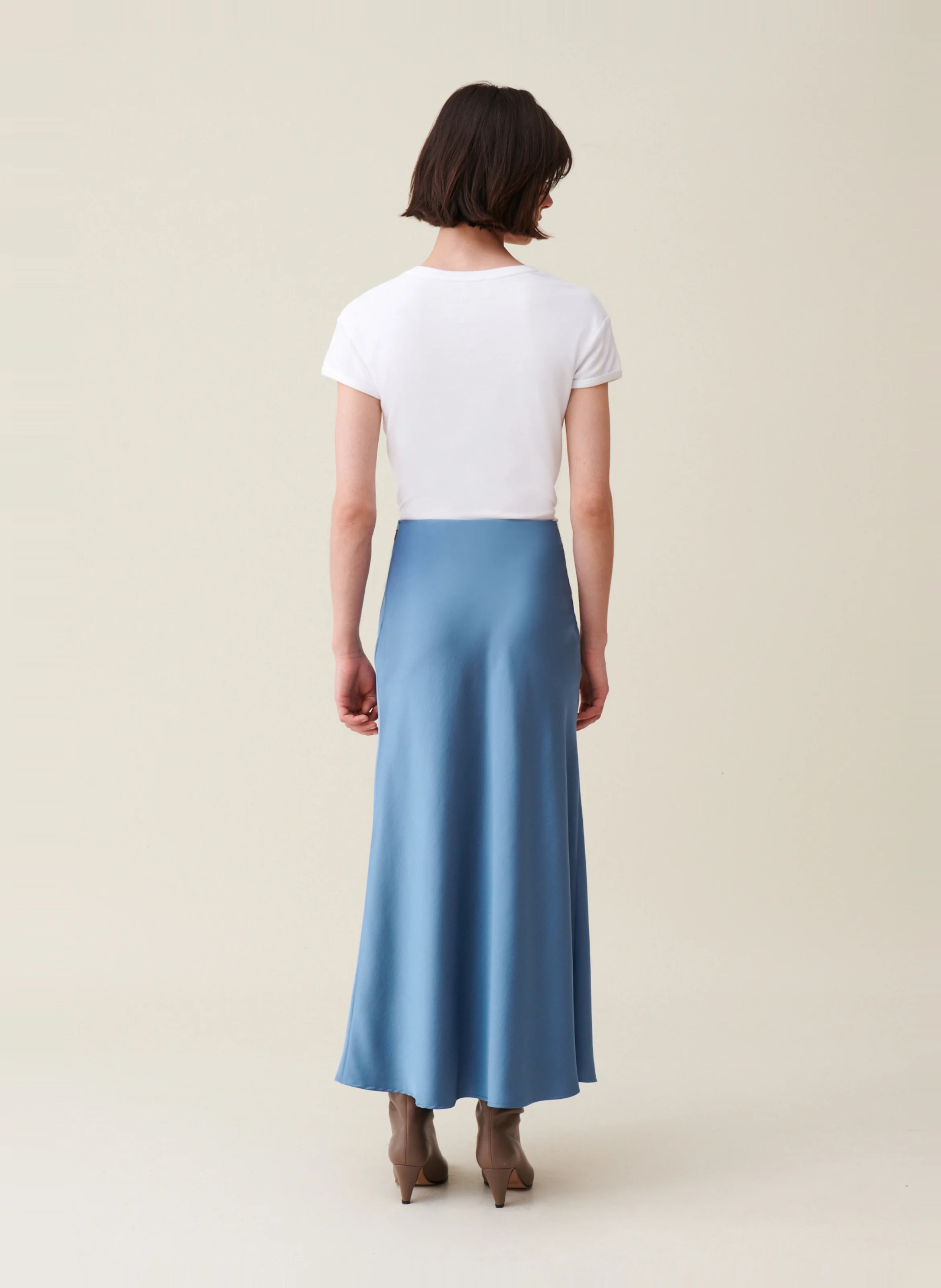 Jupe longue fluide satinée| Bleu