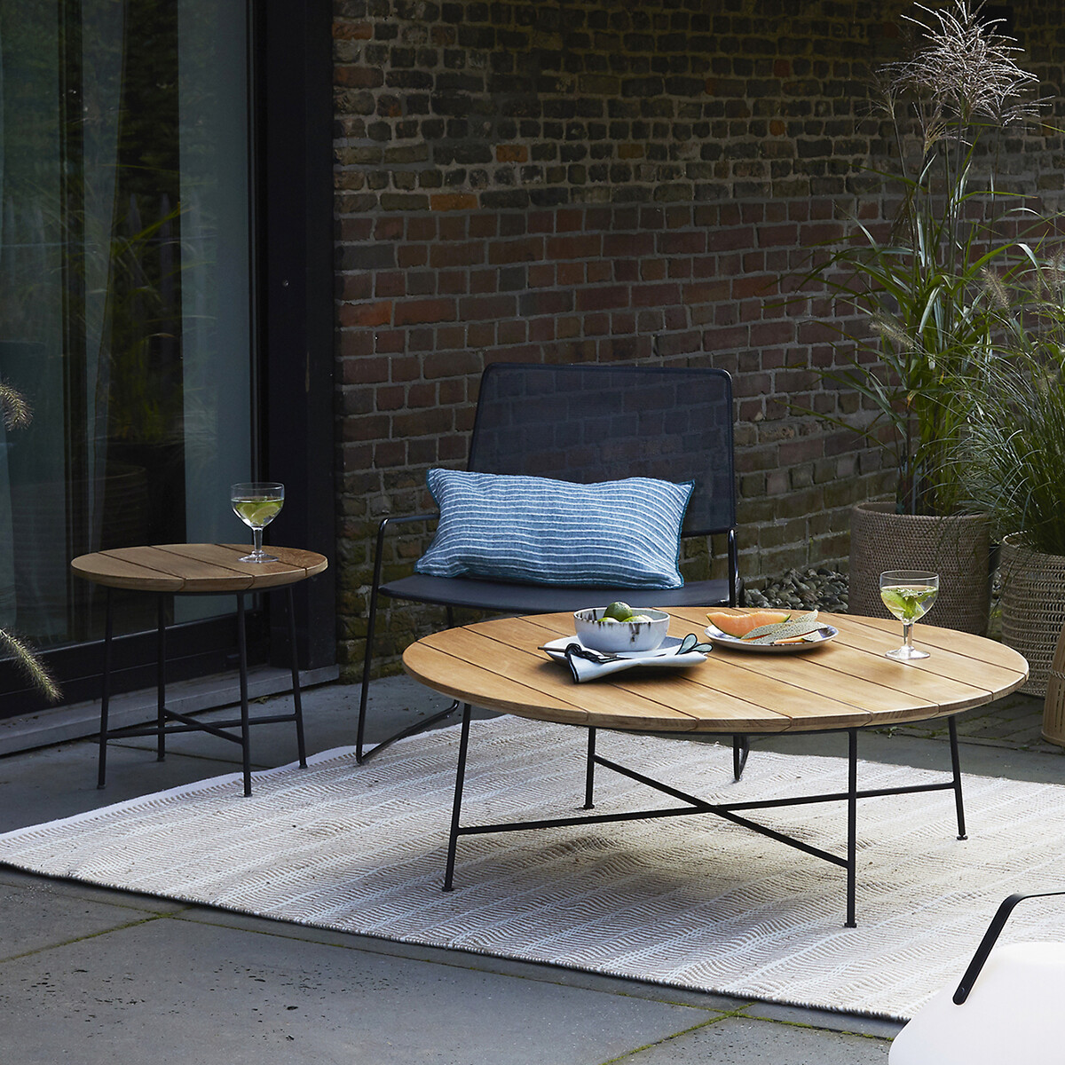 AM.PM<br>Mesa lateral de jardim em teca, Jorik