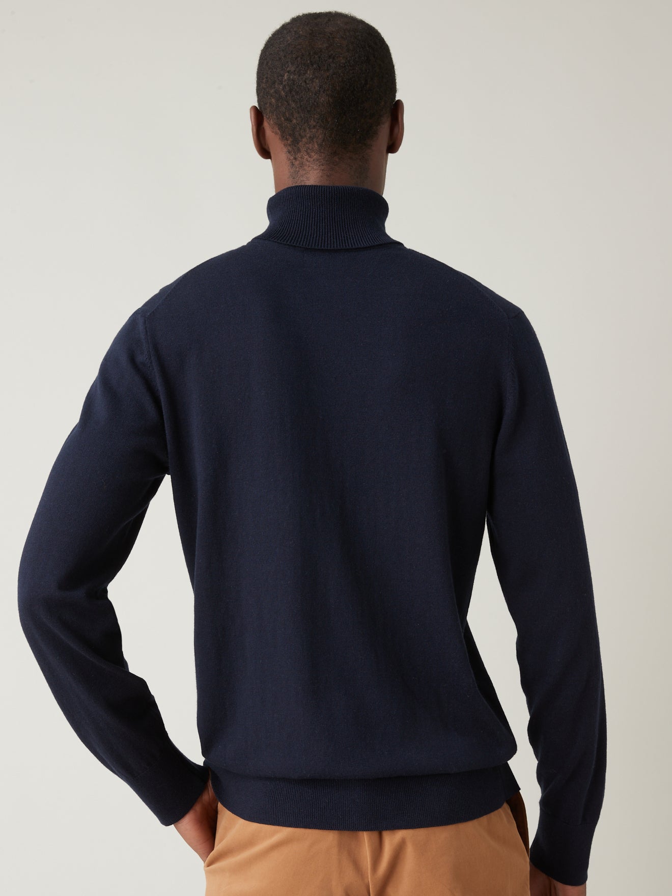 Pull col roulé homme