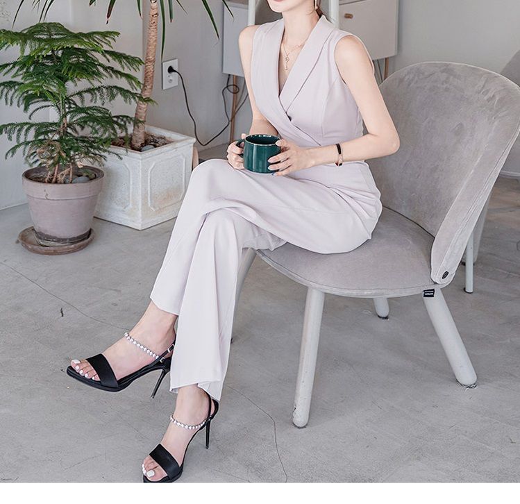 Arabesquito - Mouwloze jumpsuit met kraag