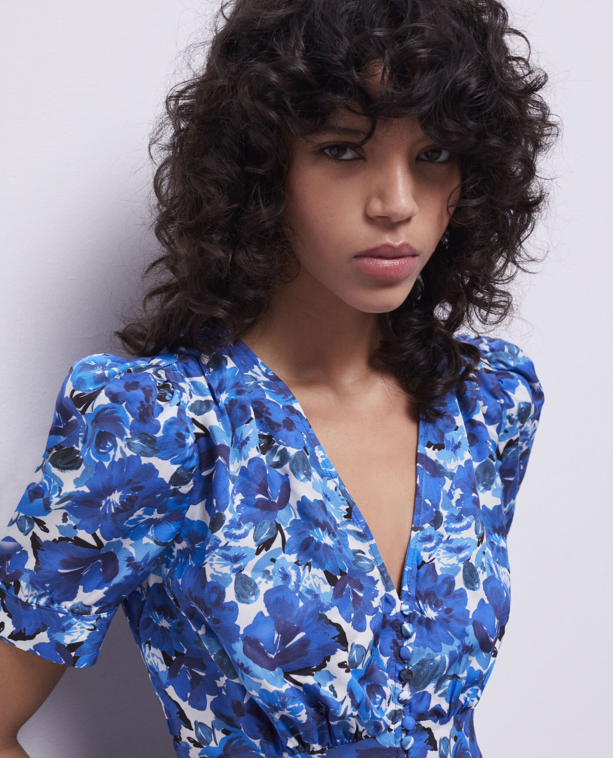 Robe longue imprimée avec boutonnage