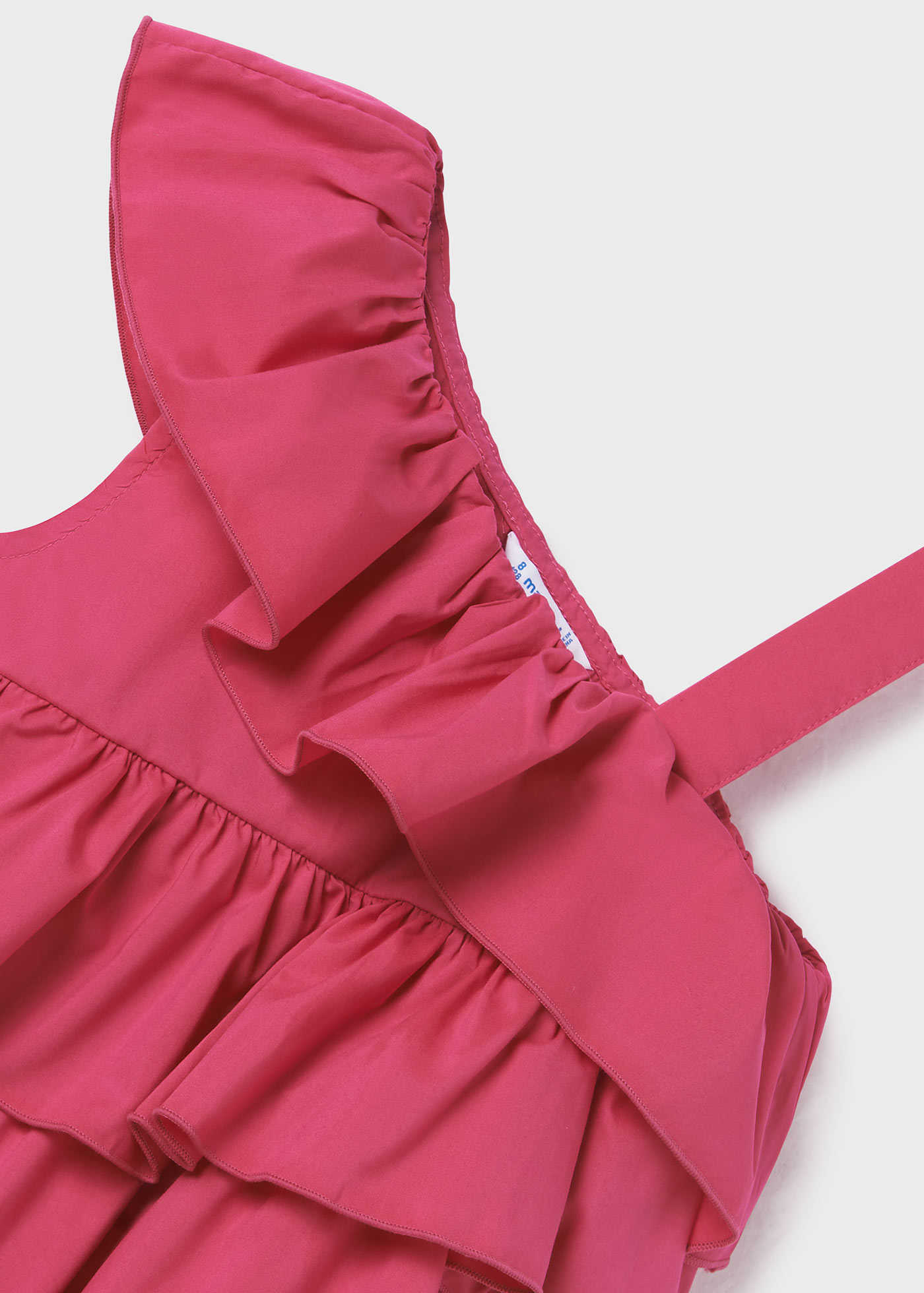 Blusa assimétrica com babados para meninas