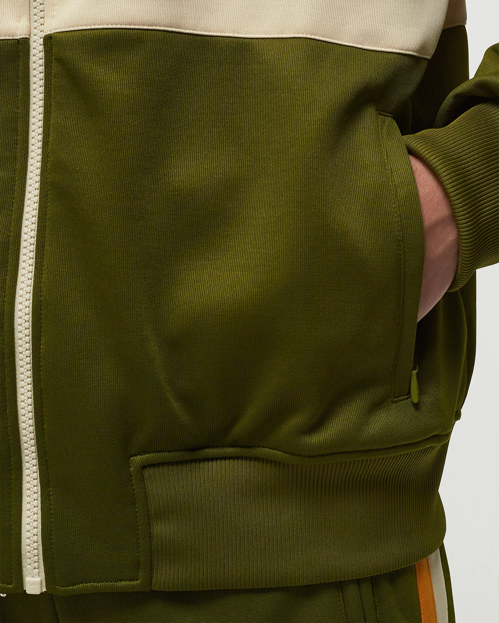 Drôle de Monsieur La Veste Survet'