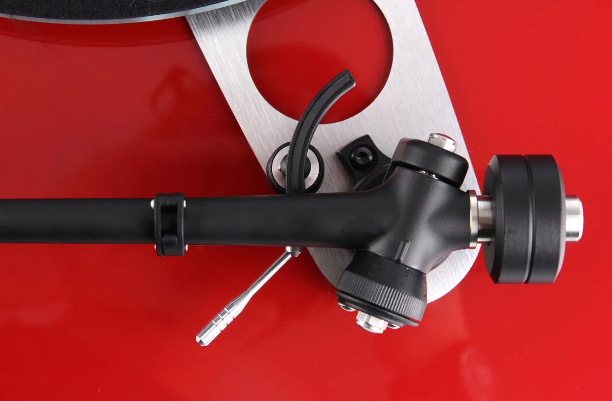 Rega Planar 3 Rouge laqué avec cellule Nd3 Platines vinyle hi-fi