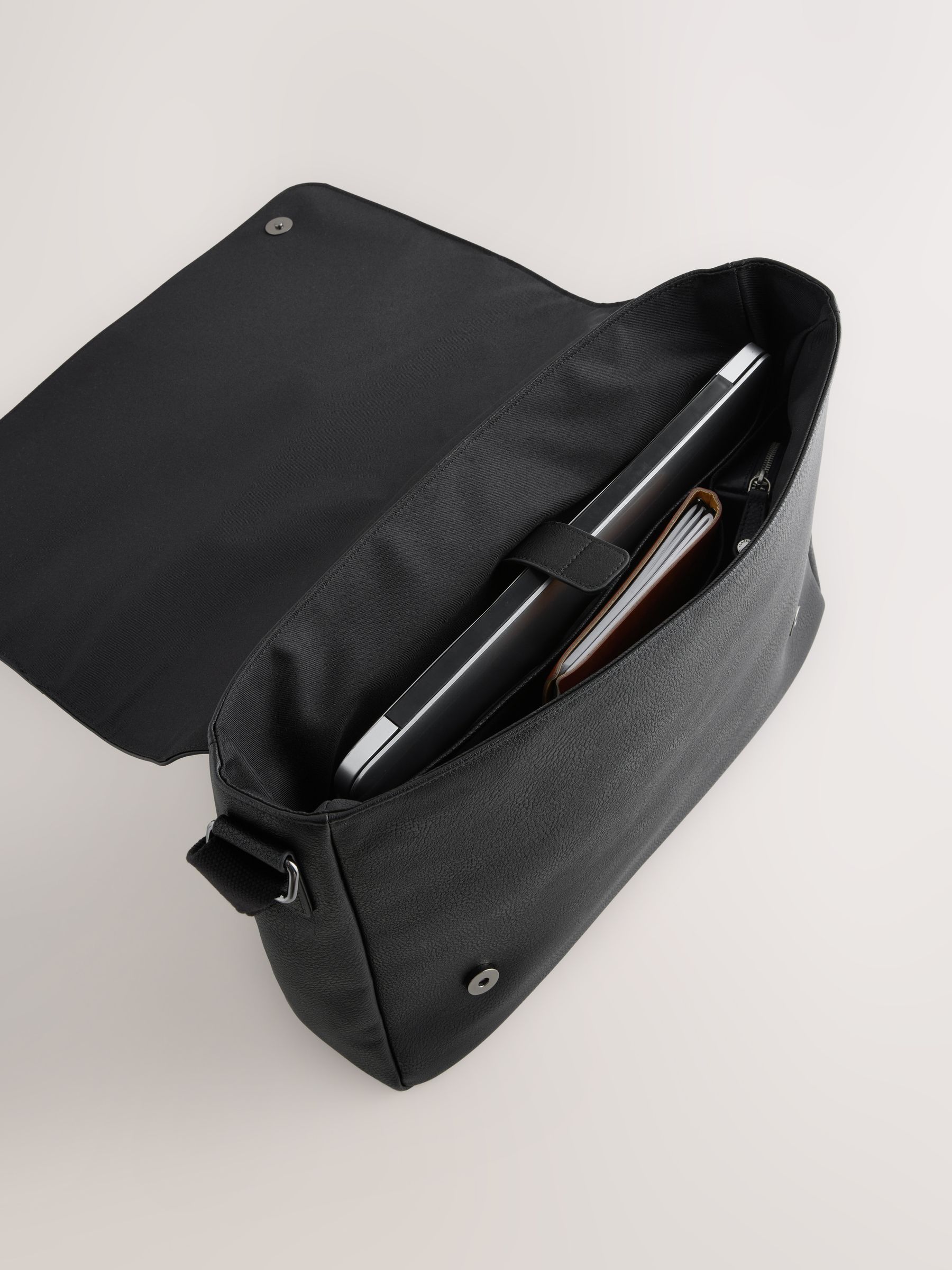 Zwart - Messenger-tas