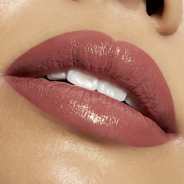 Shine Bomb Lip Lacquer 070 Hottie