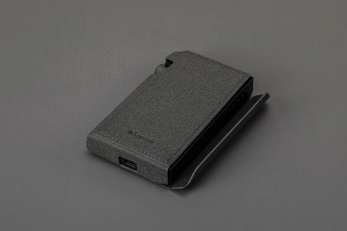 Astell&Kern Housse/Etui Polyuréthane Premium Gris pour SR35 Étuis et protections