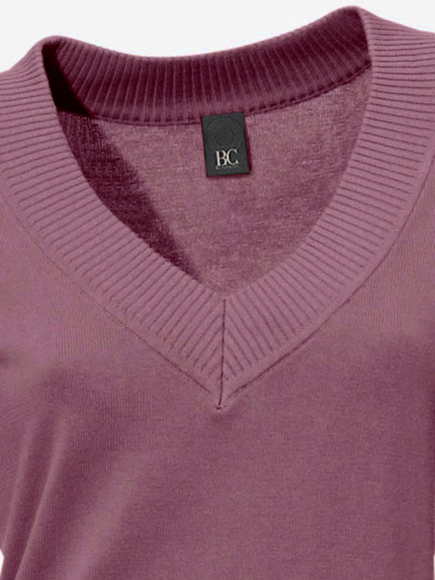 Joli pull basique à encolure en v