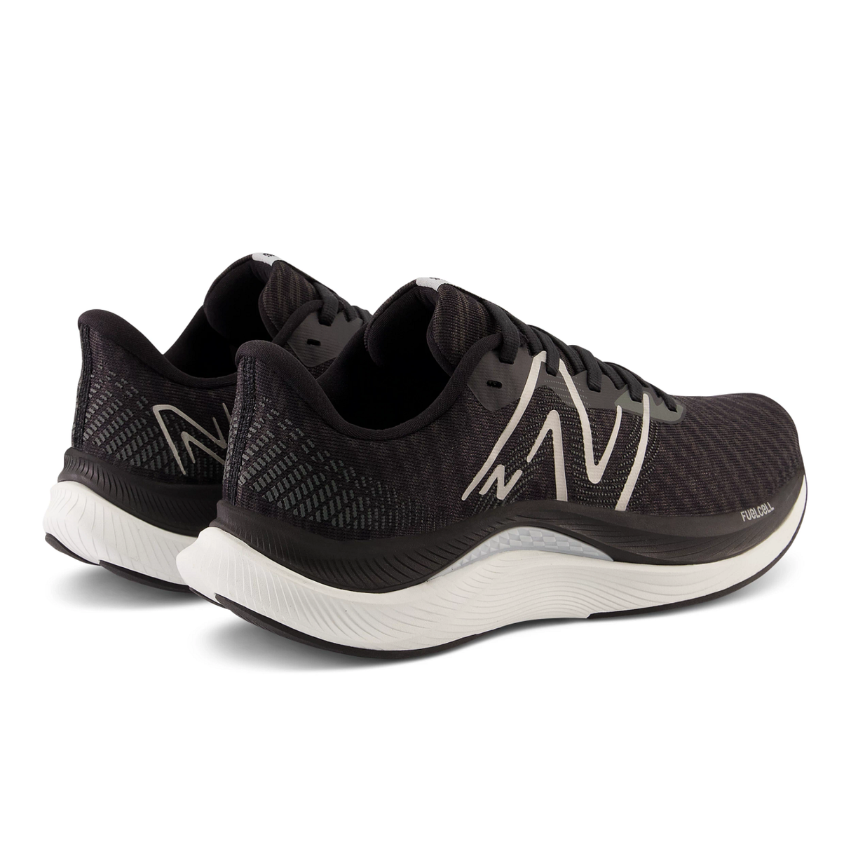 New Balance<br>FuelCell Propel V4