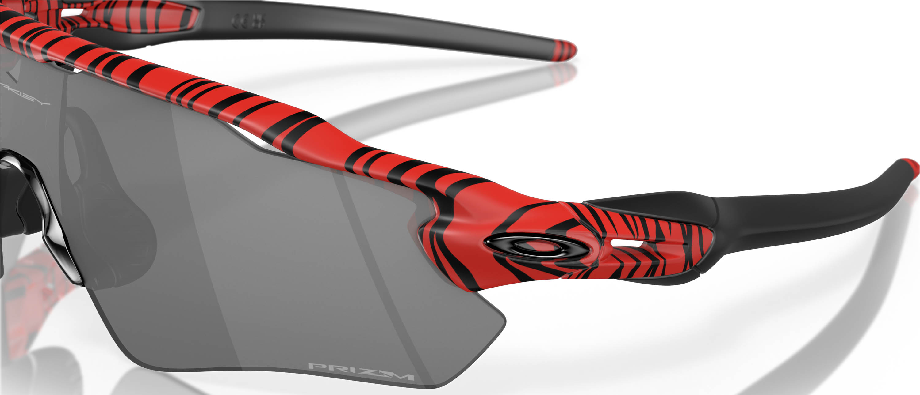 Radar EV Path D138/Red Tiger w/Prizm Black