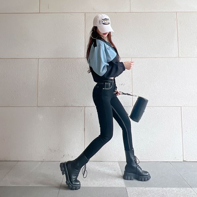 Piwonia - Skinny jeans met hoge taille en contrasterende stiksels