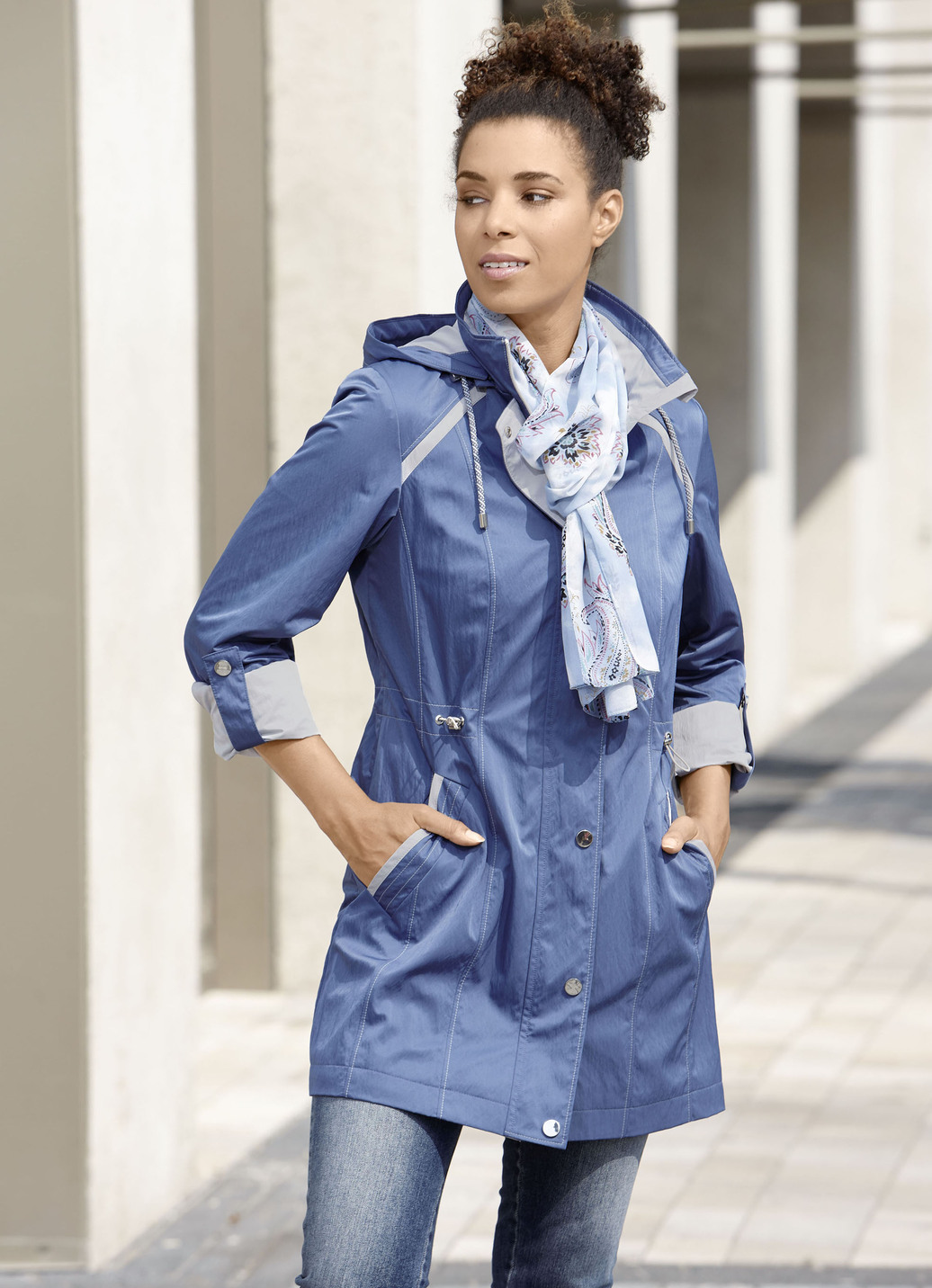Longjacke mit krempelbaren Ärmeln