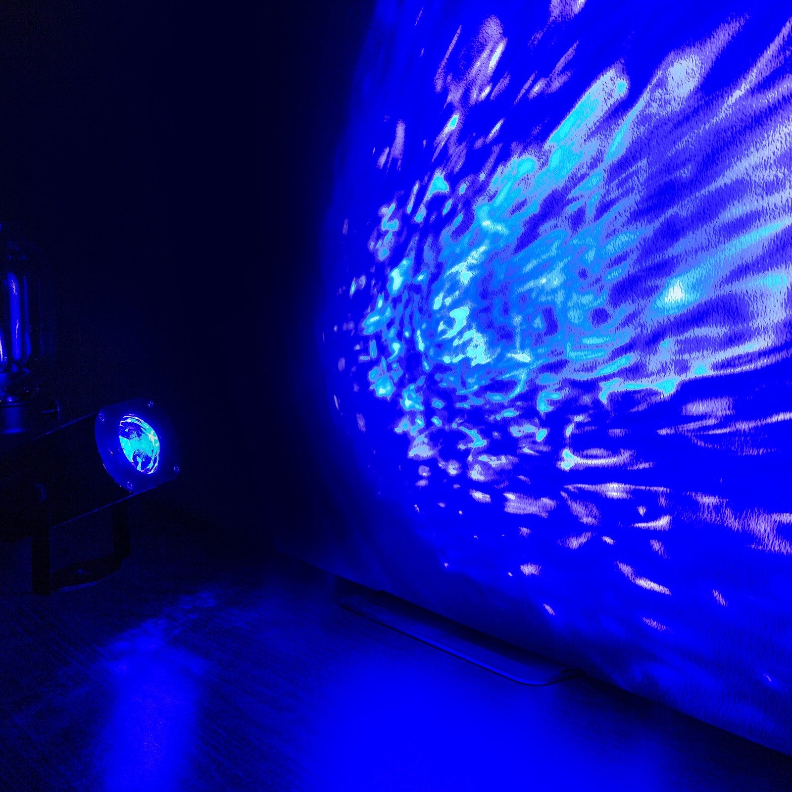 BeamZ LWE20 LED Water Wave lichteffect