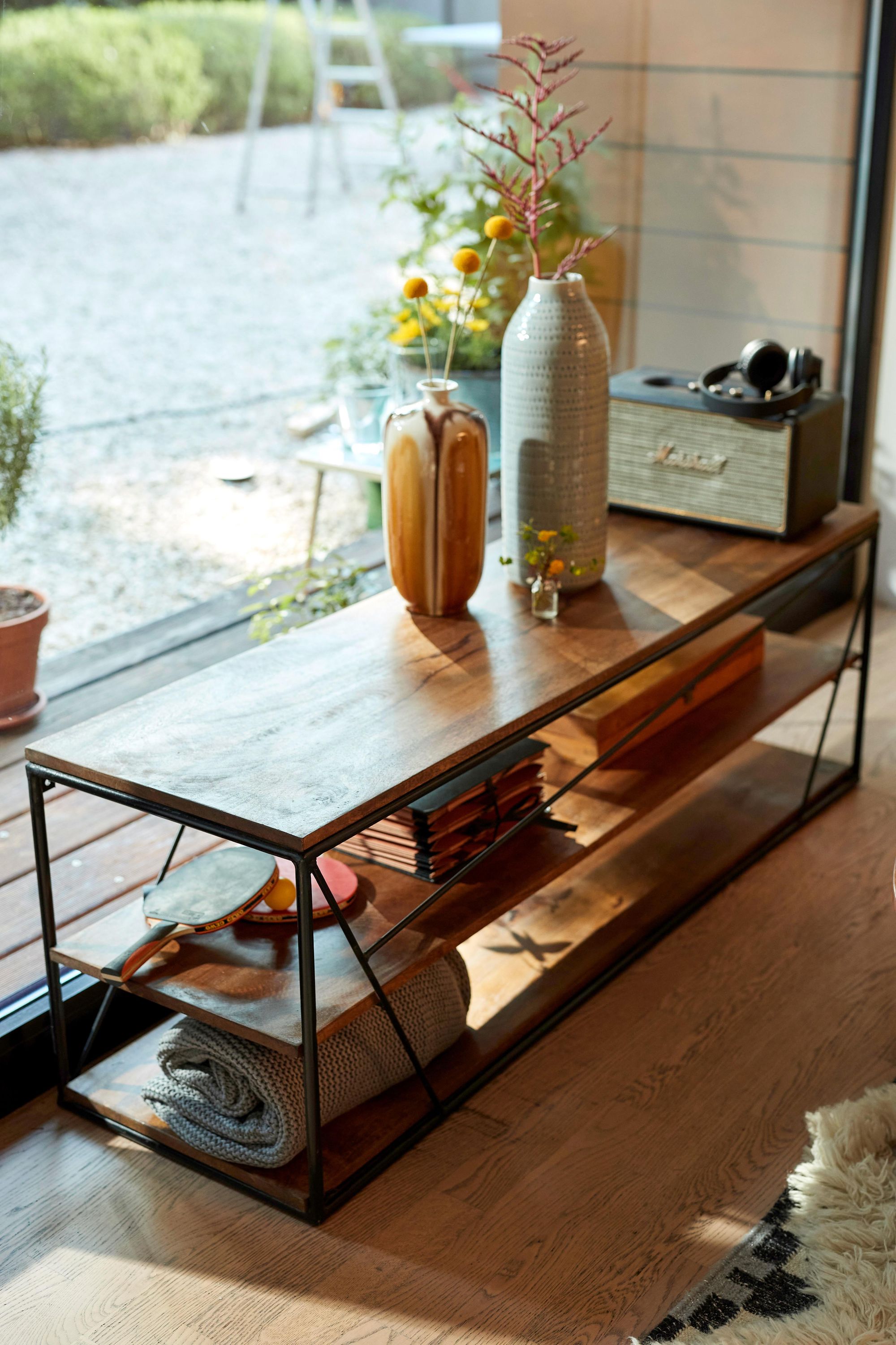 Lowboard Mangoholz Kommode Sideboard TV Fernseher Wohnzimmer Metall Schrank