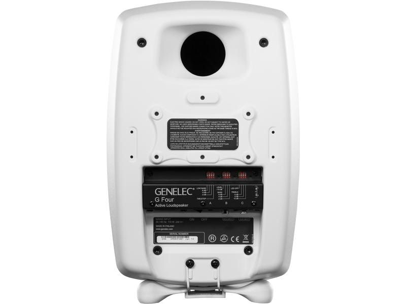 Genelec Regallautsprecher G Four – 90 Watt, Weiss Aktiver Lautsprecher für Home-Audio in professioneller Klangqualität