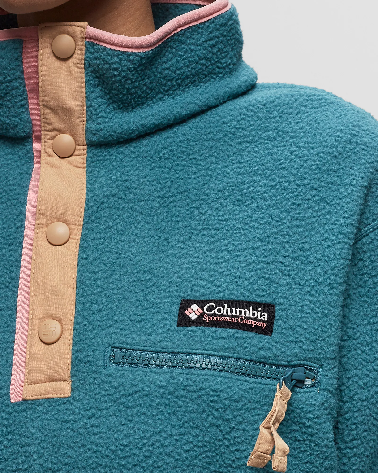 Columbia Helvetia Cropped Half Snap