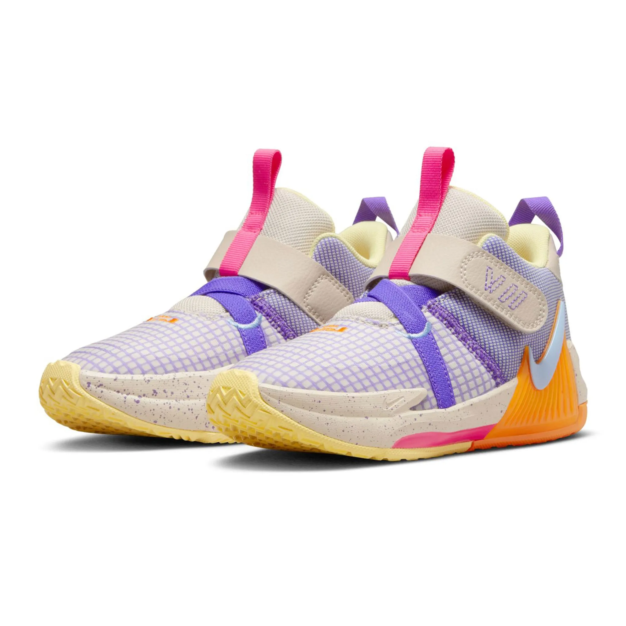 Nike Soulier Lebron Witness 7 Pointures 11-2