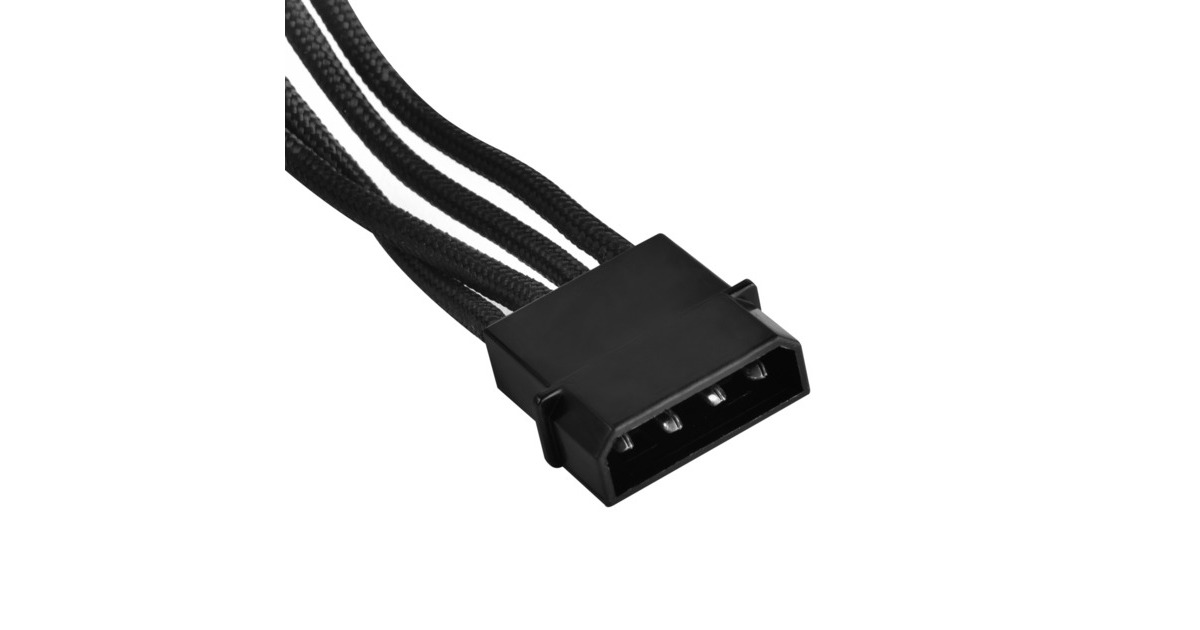 SilverStoneAdapter 4-Pin Molex > 4x 15-Pin SATA  (Zwart, PP07-BTSB)