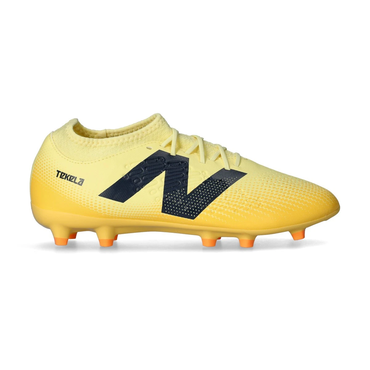 Chuteira New Balance Tekela Magique FG V4+