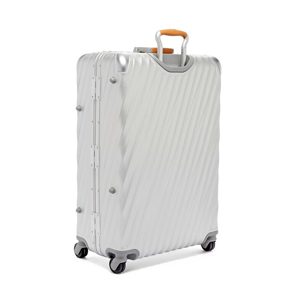Tumi 19 Degree Aluminium Extended Trip Packing Case texture silver