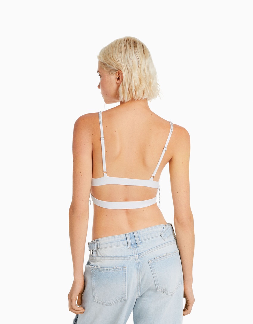 Top cropped de tricô com alças finas e strass.
