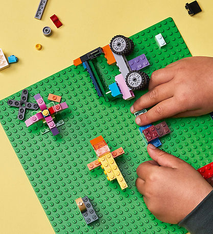 LEGO® Classic+ - Grüne Bauplatte - 11023