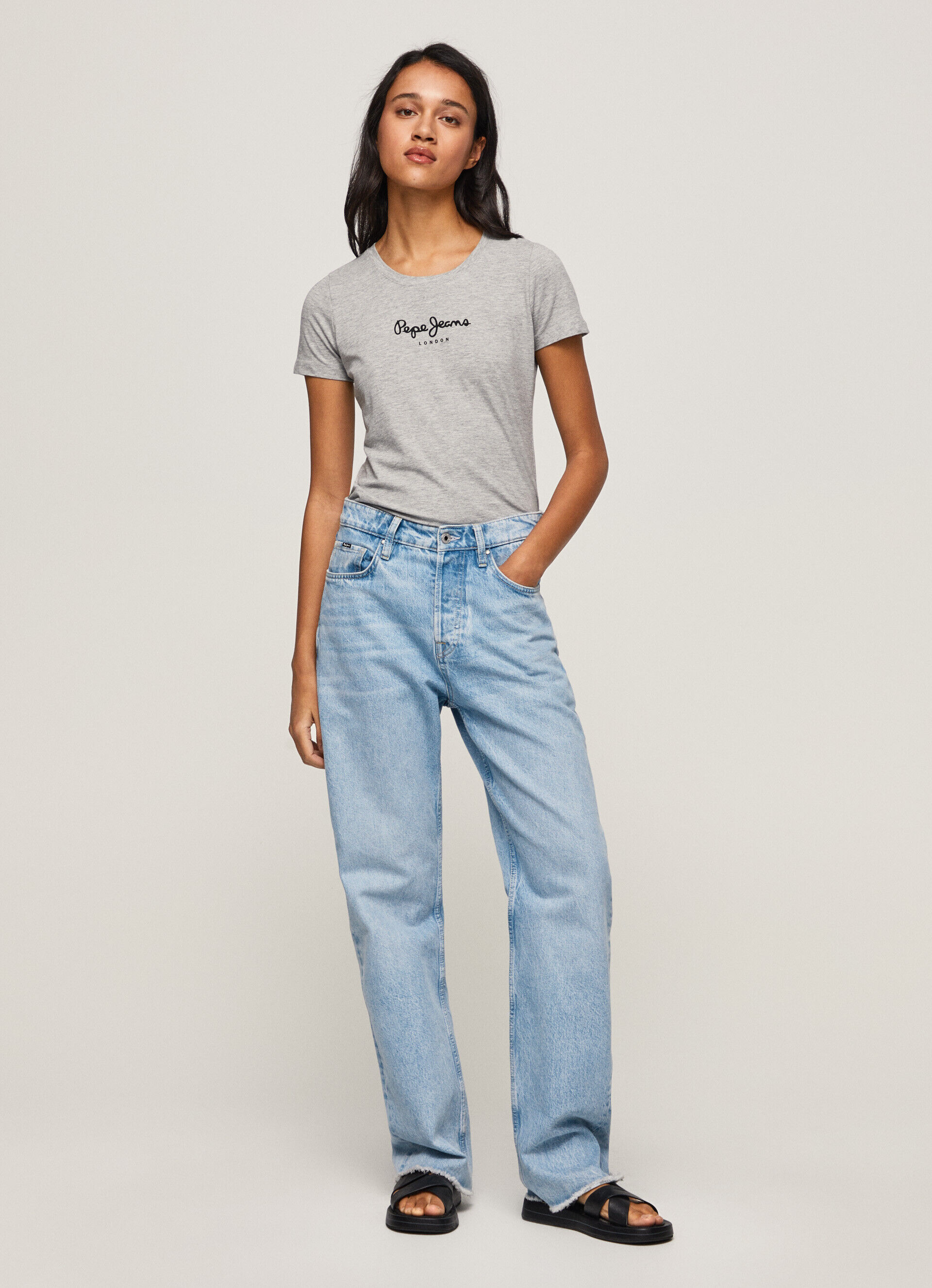 CAMISETA DE LYCRA COM LOGOTIPO ESTAMPADO - cinza mesclado