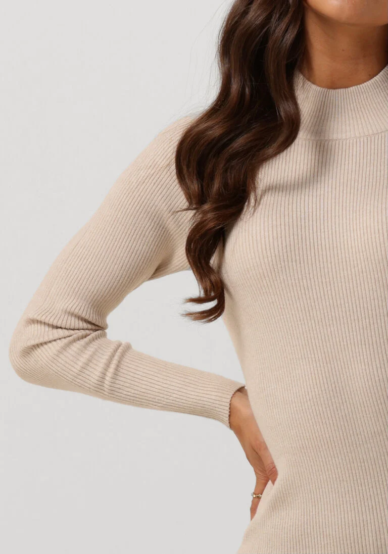 MOSCOW beige moscow midi jurk 30-06-petrina-1