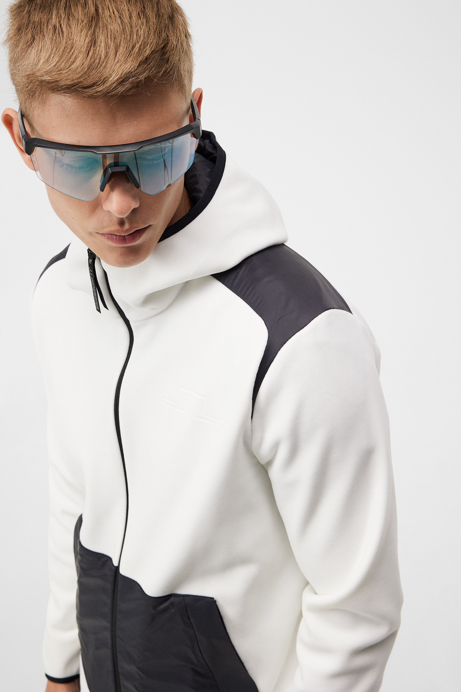 Pitch Hood Herre White