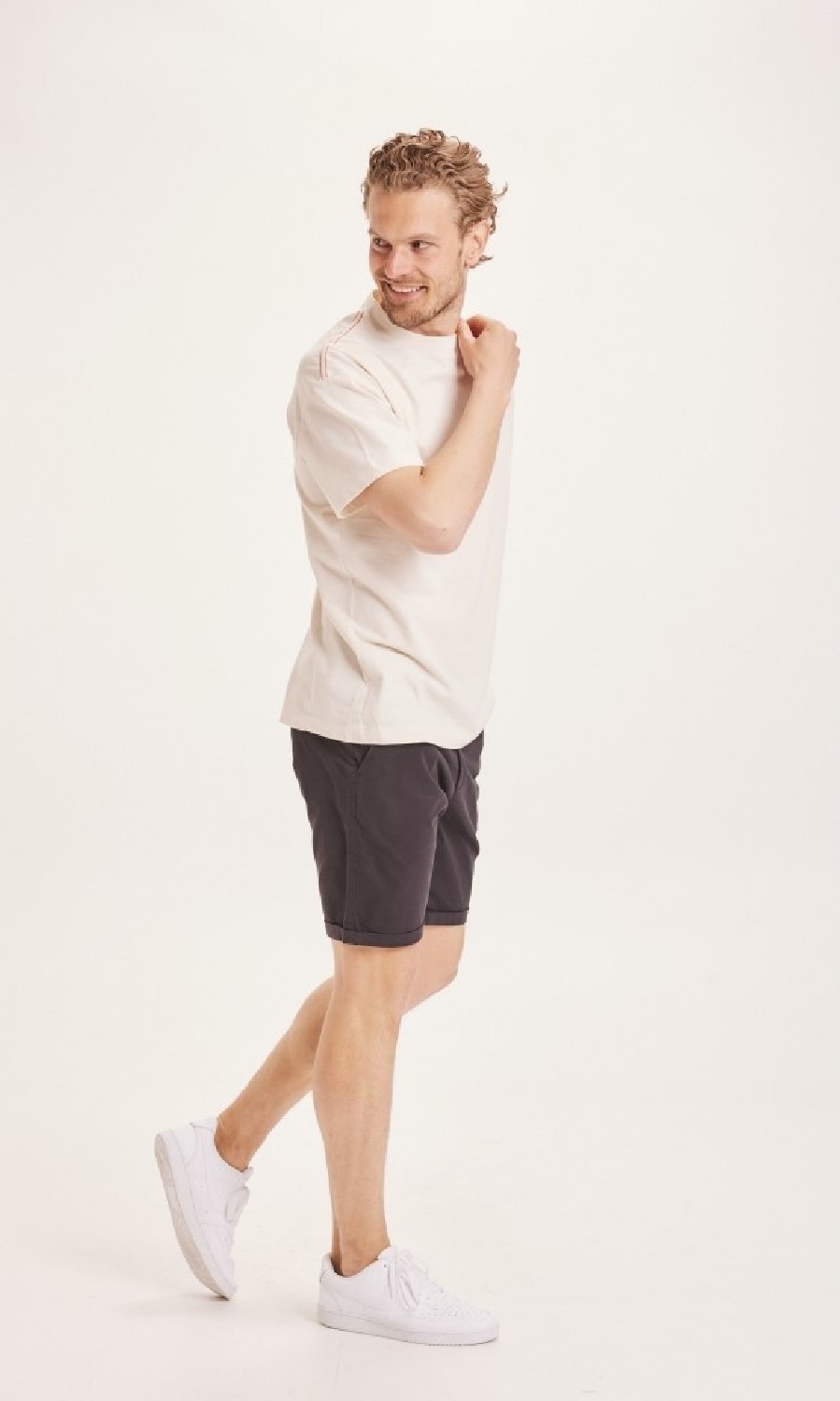 Knowledge Cotton Apparel Chino-Shorts Chuck Regular Poplin Black Jet