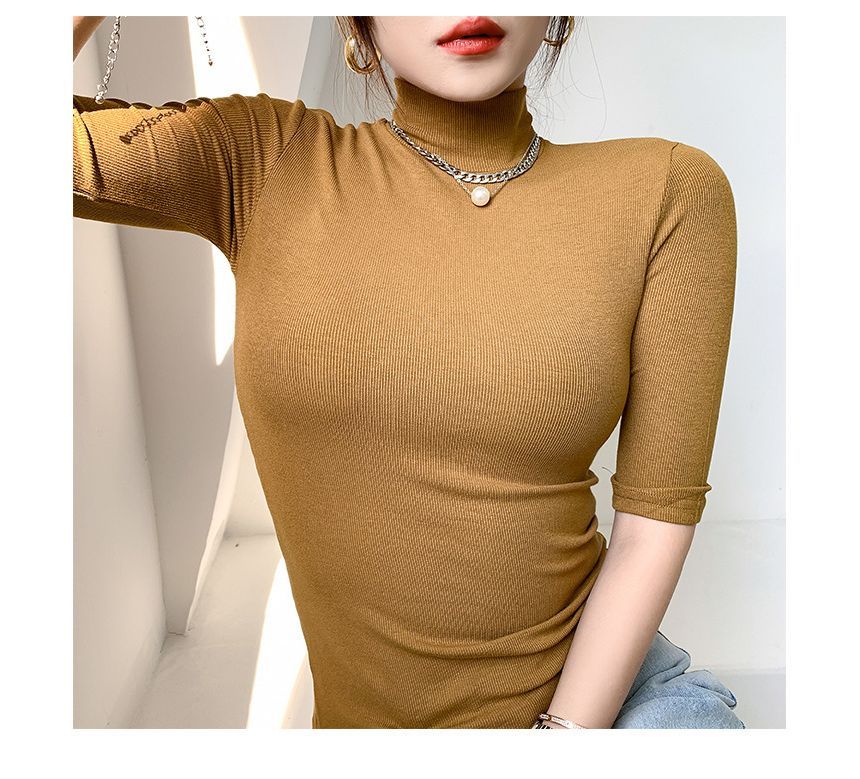 Sensarra - Effen T-shirt met hoge hals en elleboogmouwen