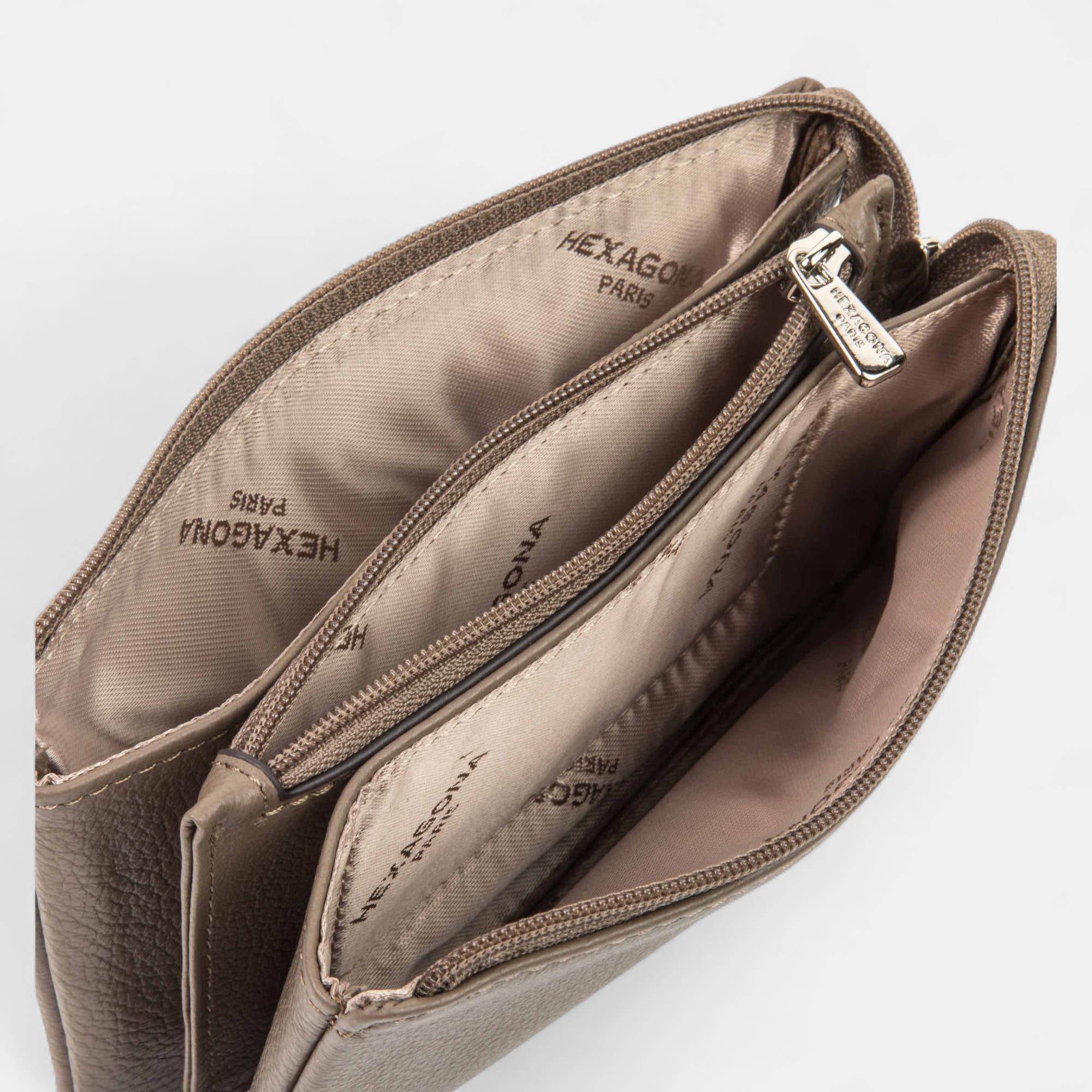 Petite maroquinerie en cuir taupe