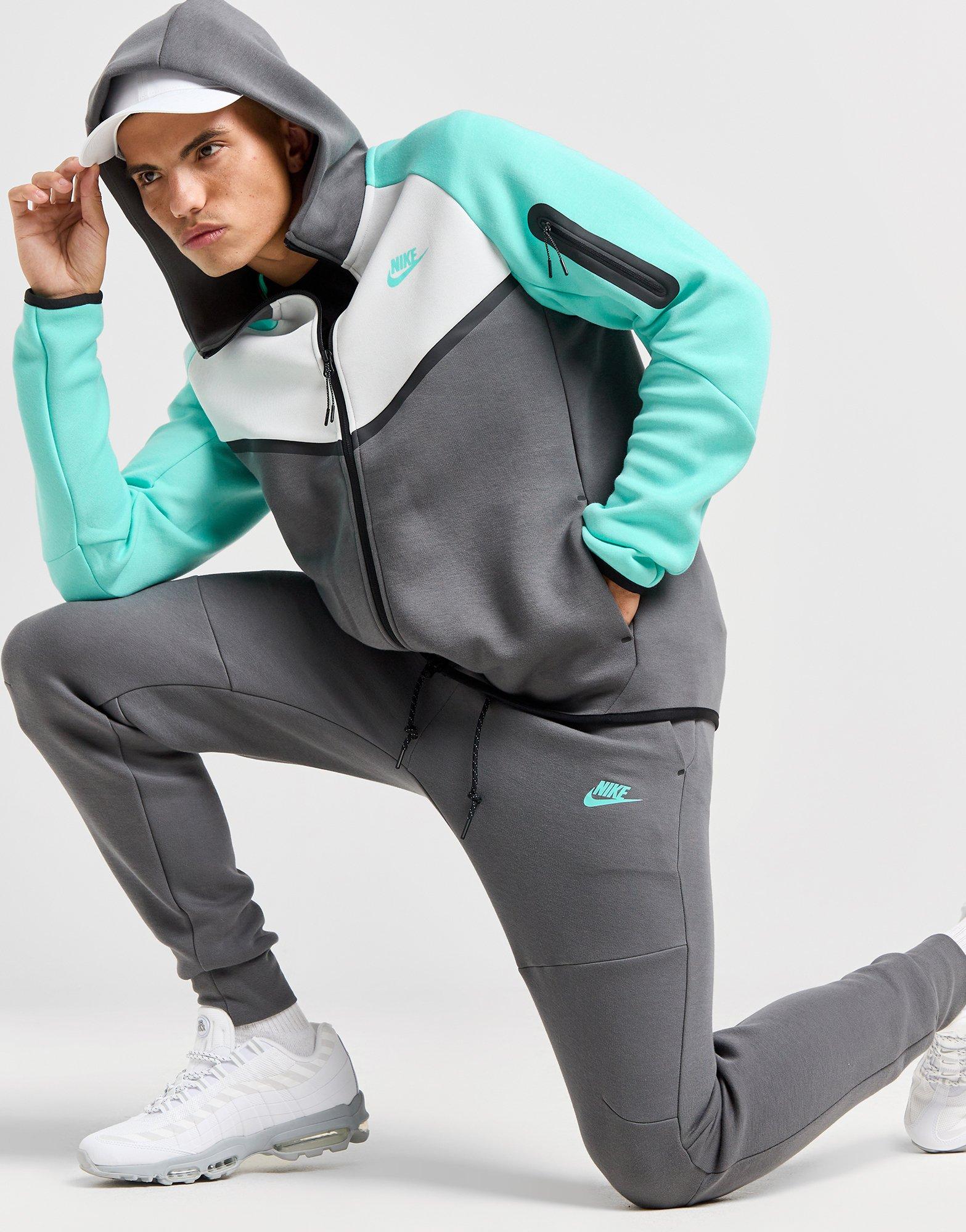 Nike Tech Fleece Joggers