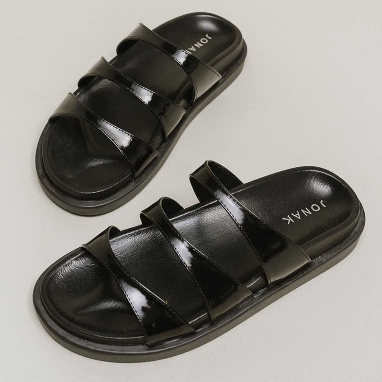 Jonak Mules en Cuir verni Wafi noires