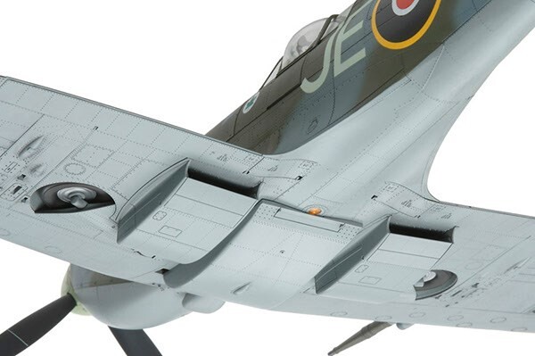 Tamiya - Supermarine Spitfire Mk.Ixc Fly Byggesæt - 1:32 - 60319