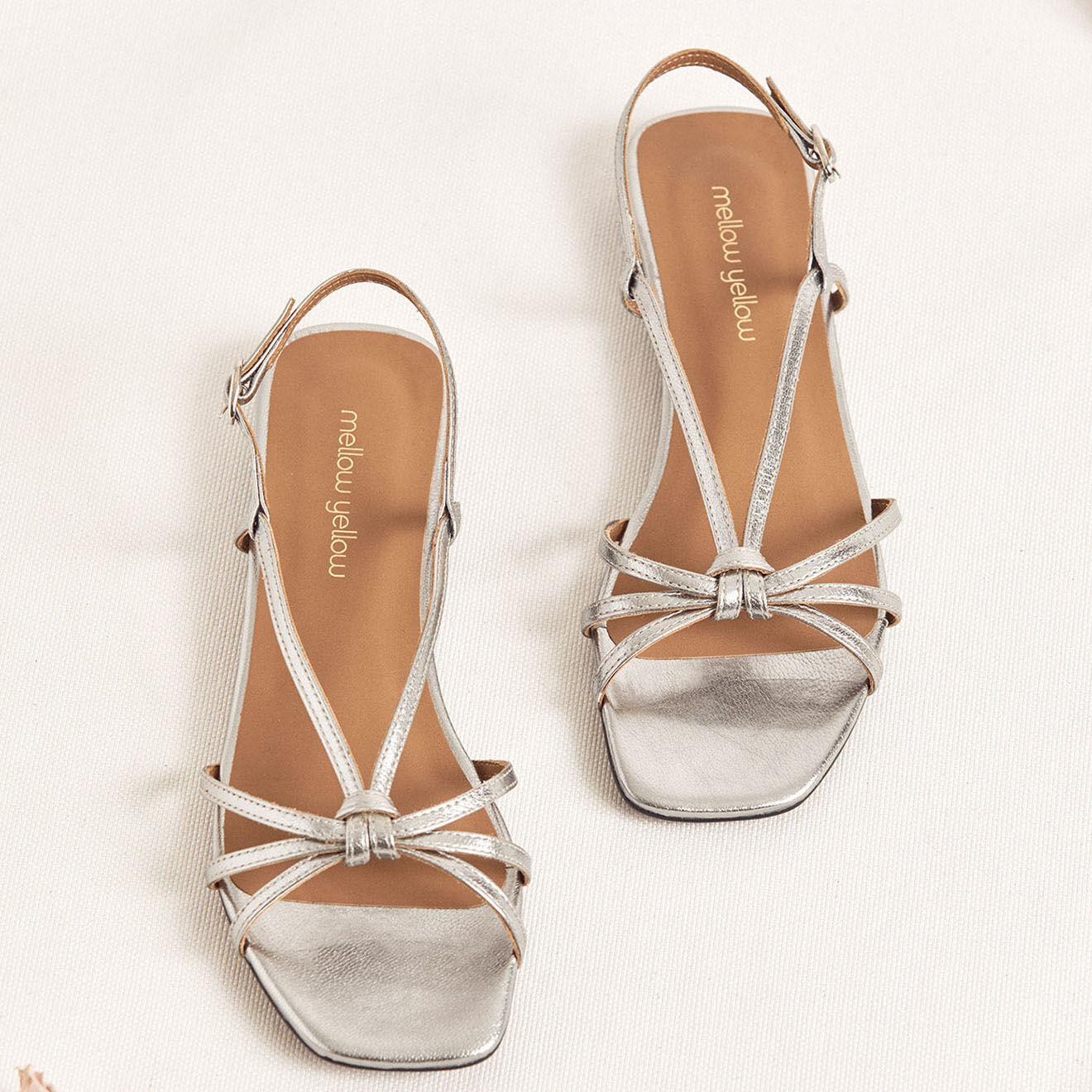 Mellow Yellow Sandales en Cuir Paige plomb